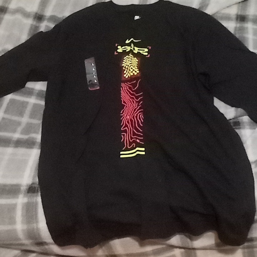 Nike Air shirt,Large, Black/green/red